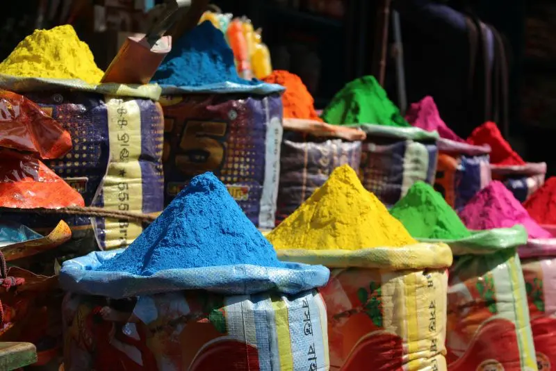 Pigmentler ve Renklendiriciler